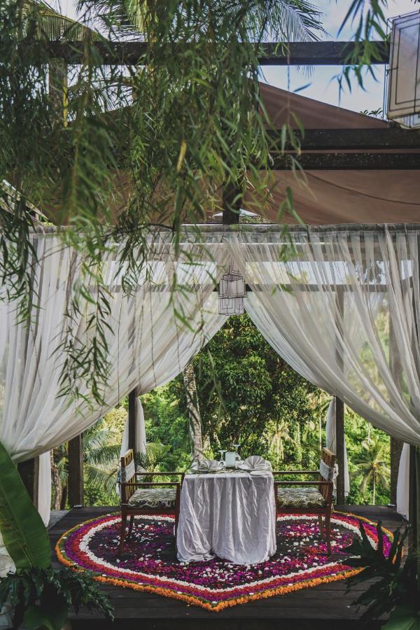 Amora Boutique Villa *